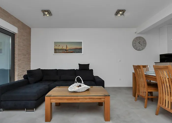 Luxury Apartment Macola Free Beach Parking