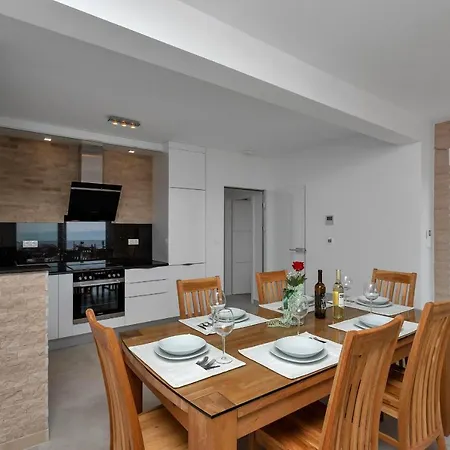 Luxury Apartment Macola Free Beach Parking Makarska Exterior photo